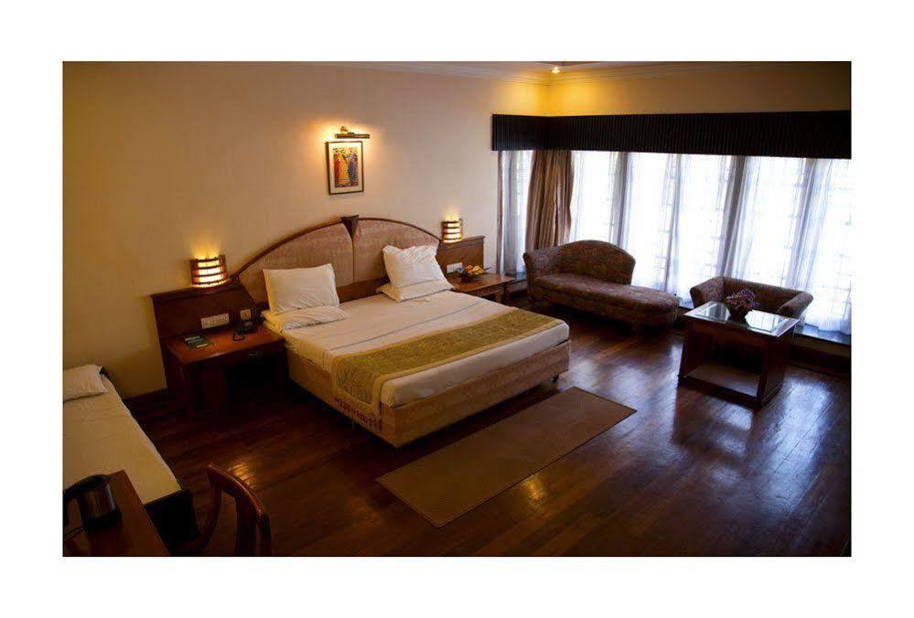 Ktdc Aranya Nivas Thekkady Hotel Kumily Exterior foto